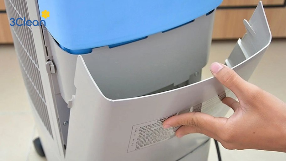 Bước 7: Lắp ráp lại các bộ phận và kiểm tra quạt điều hòa