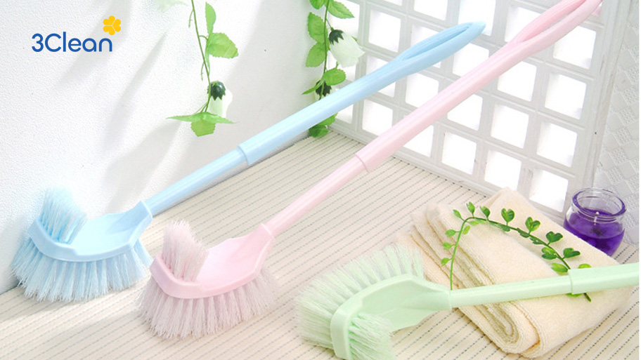 Khám phá 15 dụng cụ vệ sinh nhà cửa cần thiết với mọi gia đình Các loại bàn chải khác nhau giúp bạn vệ sinh những khu vực khác nhau
