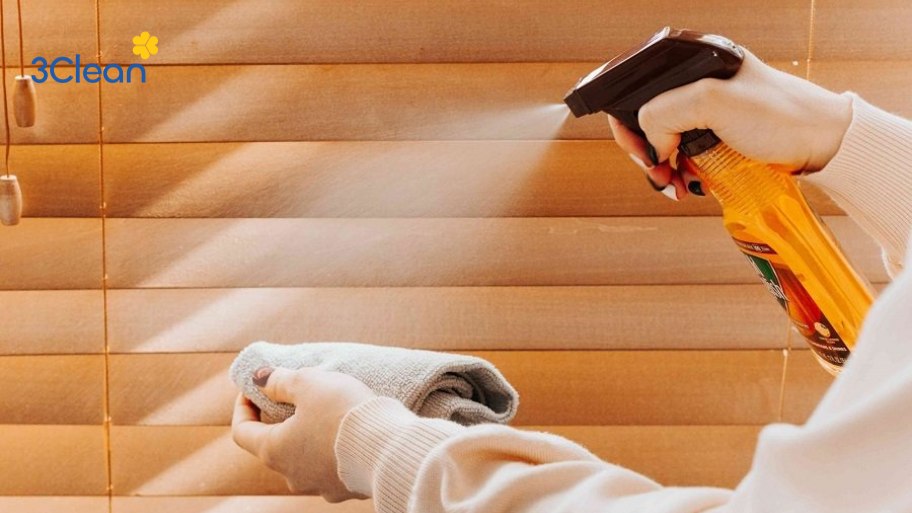 Hướng dẫn 10 cách vệ sinh rèm cửa hiệu quả cho từng chất liệu Vệ sinh rèm cửa sáo gỗ