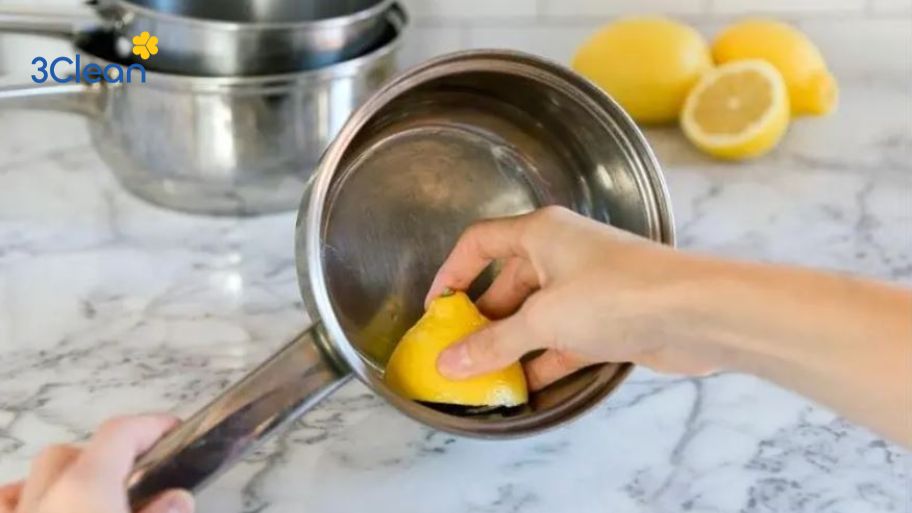 Cách vệ sinh xoong nồi bằng chanh tươi