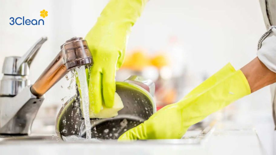 Cách vệ sinh xoong nồi bằng nước rửa chén