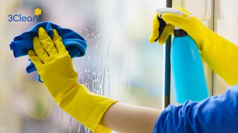 Chọn sai dung dịch tẩy rửa khi vệ sinh cửa nhôm