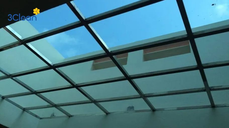 Chống thấm sân thượng bằng Polycarbonate