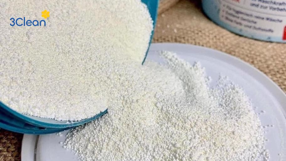 Dụng cụ vệ sinh với bột tẩy oxy