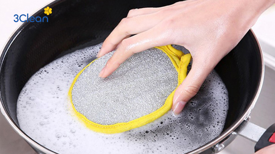 Cách đơn giản nhưng rất hiệu quả để làm sạch chảo chống dính bị cháy.