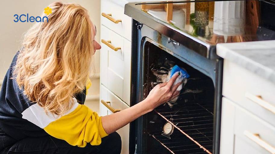 Bỏ túi 7 cách vệ sinh lò nướng đơn giản, đúng cách Giữ lò nướng luôn sạch sẽ giúp món ăn ngon hơn.