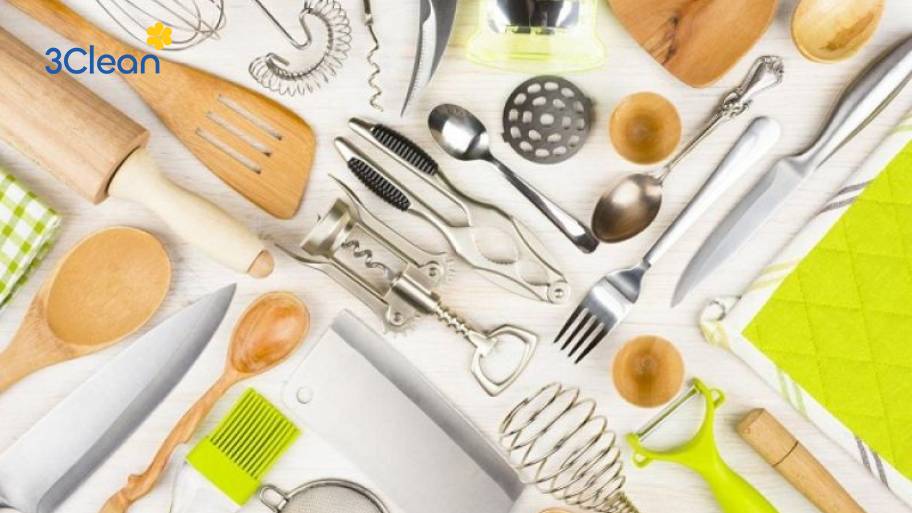 Vệ sinh dụng cụ ăn uống sao cho sạch sẽ và đúng chuẩn? Vệ sinh dụng cụ ăn uống đúng cách mang lại nhiều lợi ích.