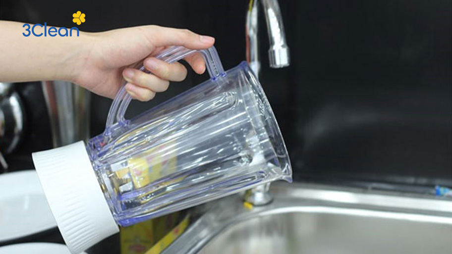 Lưu ngay cách vệ sinh máy xay sinh tố sạch sẽ, an toàn Tháo rời các bộ phận và tiến hành rửa sơ qua bằng nước