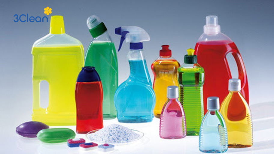 Nước rửa chén là phương hiệu quả để loại bỏ vết dầu mỡ trong lò vi sóng