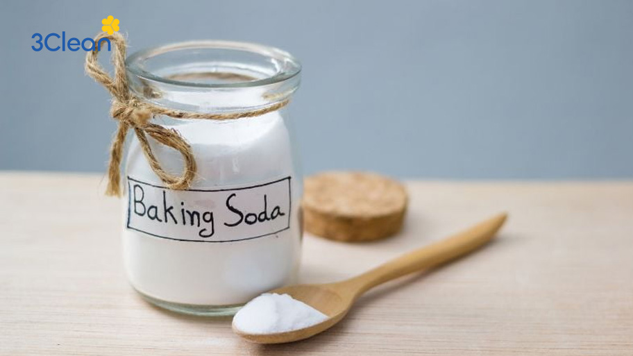 Baking soda giúp làm sạch và sáng lò vi sóng