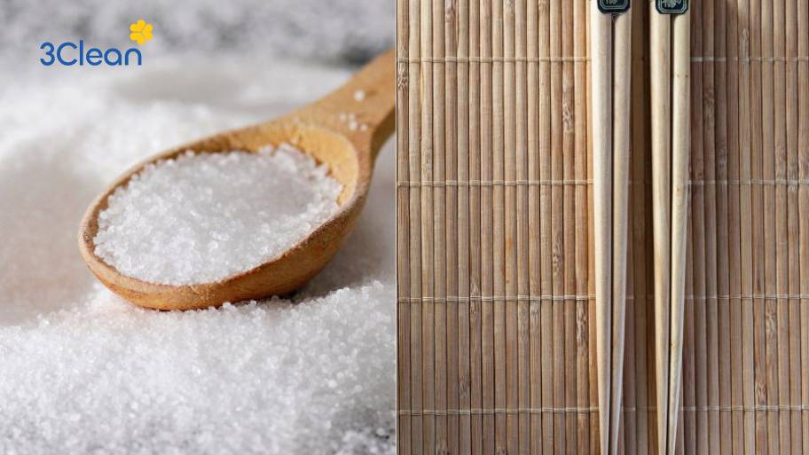 Hỗn hợp muối và nước nóng giúp đũa luôn bền màu và không lo bị ẩm mốc.