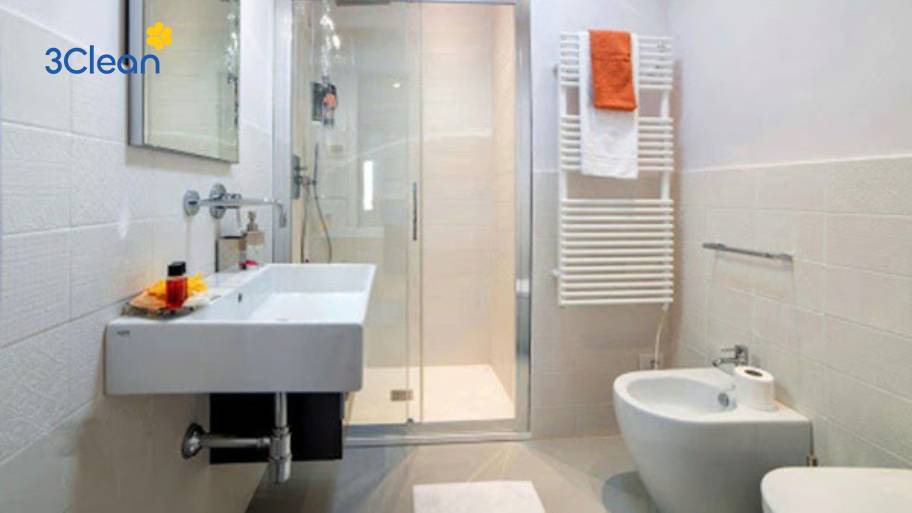 Hướng dẫn cách vệ sinh nhà tắm nhanh gọn và hiệu quả Nguyên nhân khiến nhà tắm dễ bị bám cặn vôi và vết bẩn do nước cứng, hơi ẩm và bụi bẩn tích tụ lâu ngày.