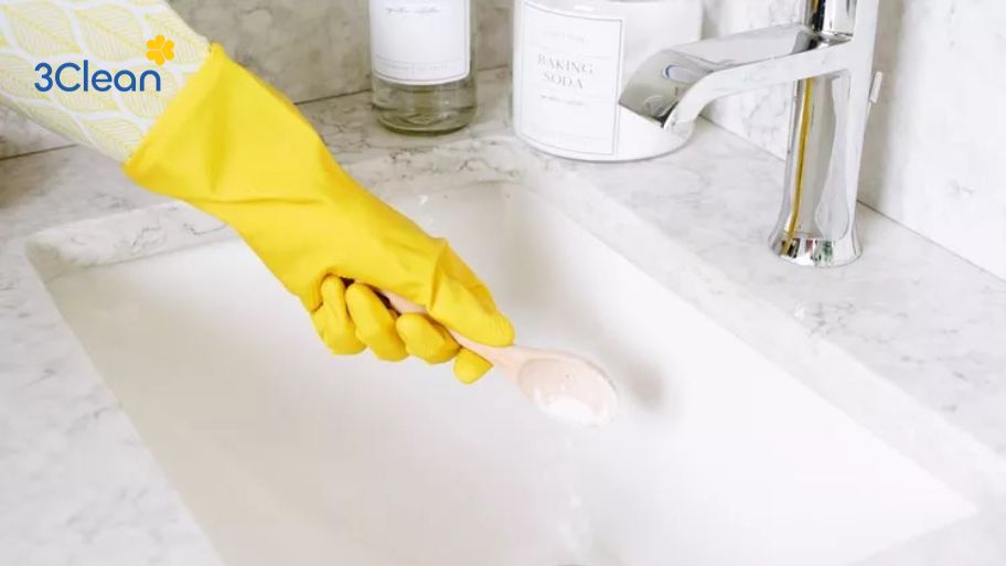 Cách làm sạch đường ống bồn rửa bát bằng chanh và baking soda