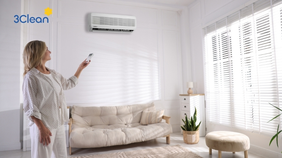 Vệ sinh điều hòa để bộ lọc không bị bám bụi và không ảnh hưởng đến chất lượng không khí trong phòng