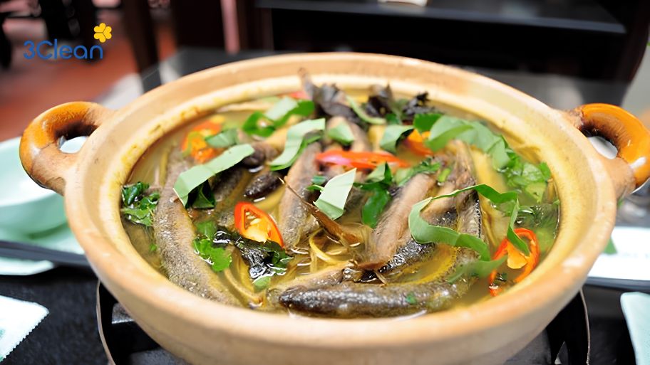 Cá chạch nấu chuối
