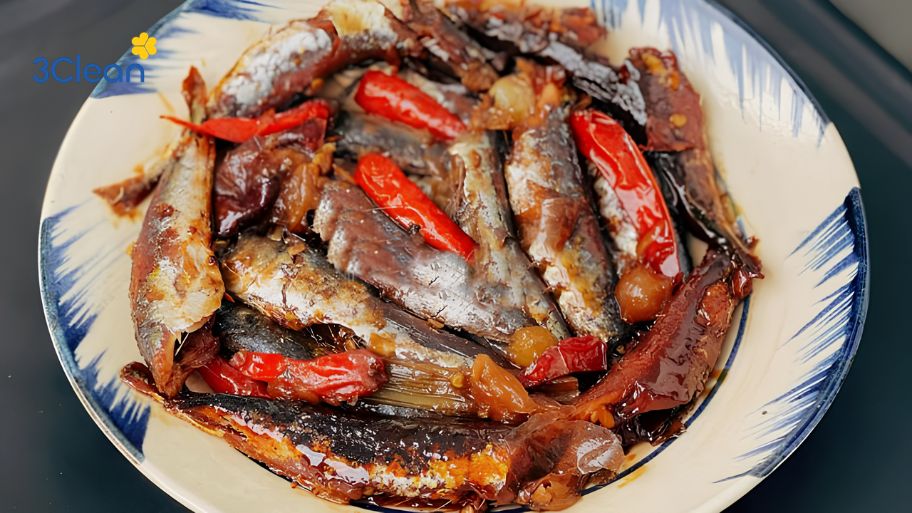 Cá nục khô làm món gì ngon? Mẹo chế biến cá nục khô ngon Cá nục khô om sấu