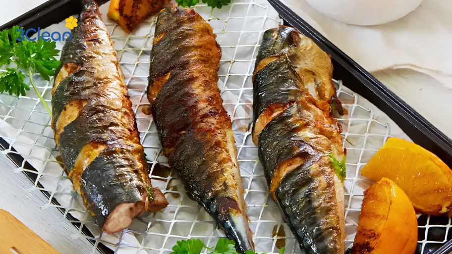 Cá saba nướng muối ớt