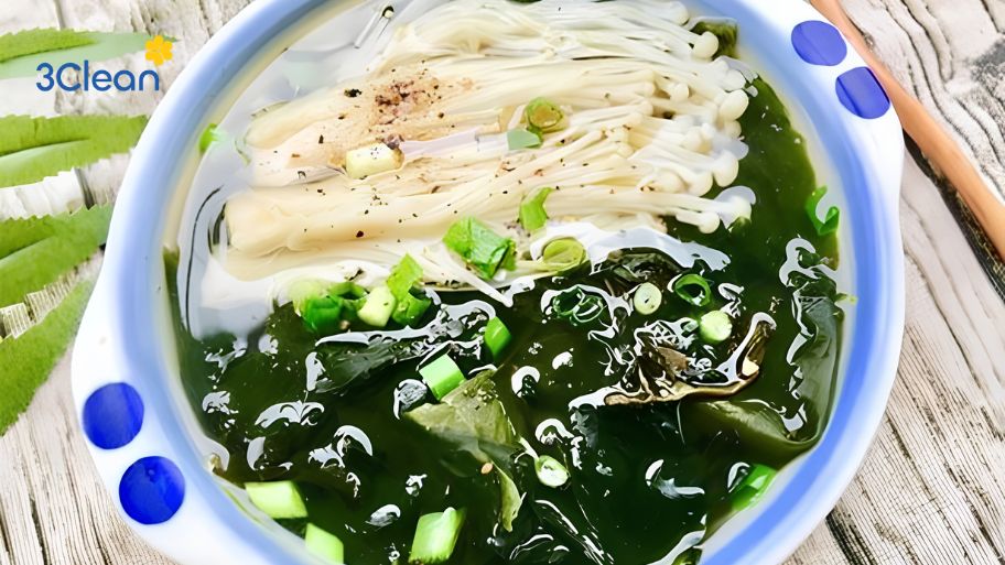 Canh cá tuyết rong biển